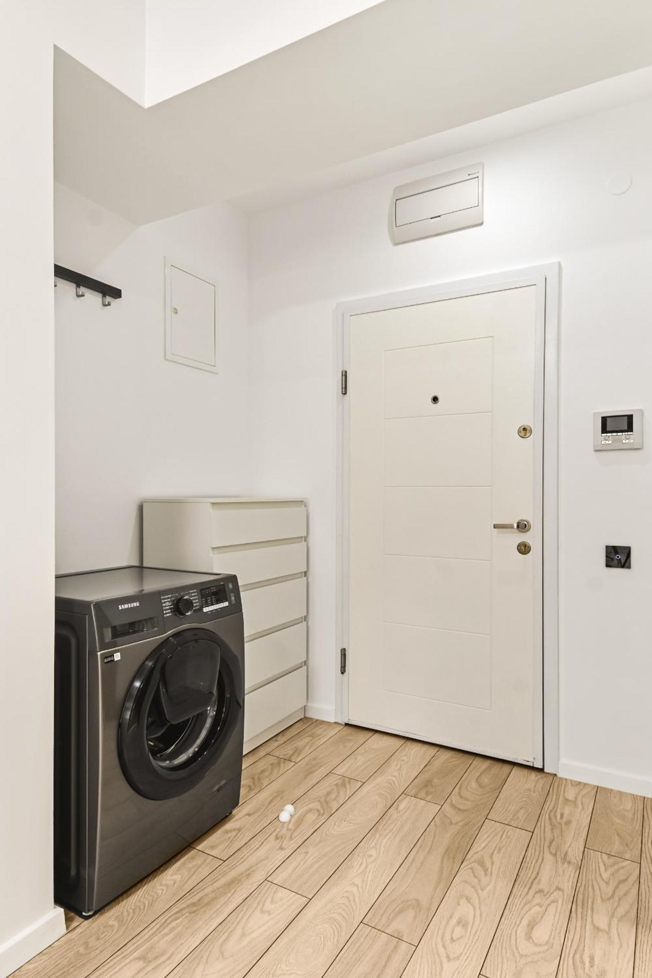 With Balcony And Self Check-in Rh Living Appartamento *